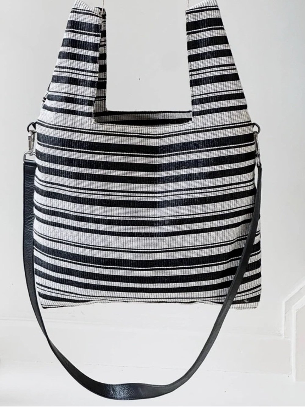 Weekend Max Mara Striped Woven Hobo Shoulder Bag Black Cream